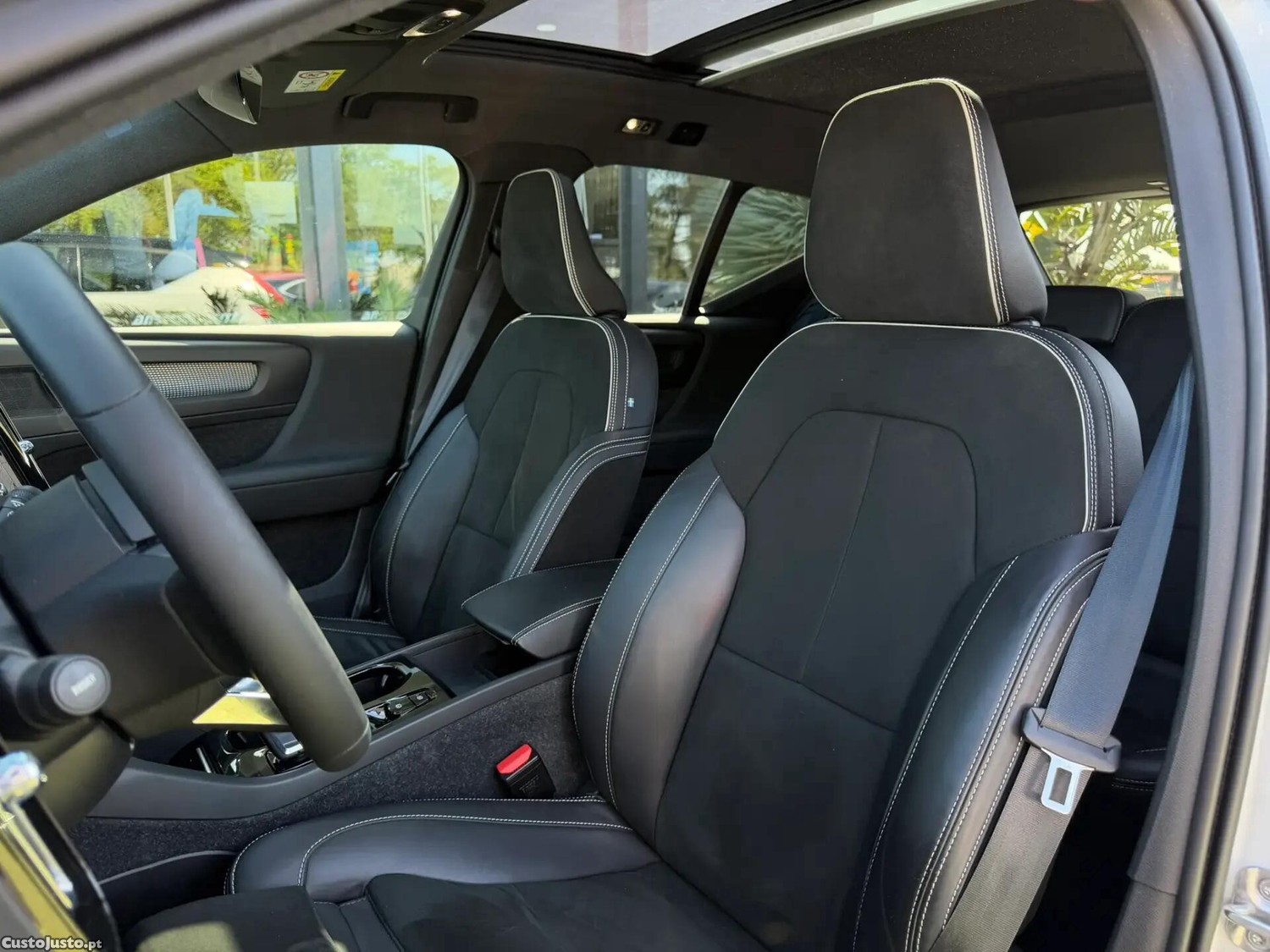 Volvo XC 40 1.5 T4 PHEV R-Design — fotografia 13