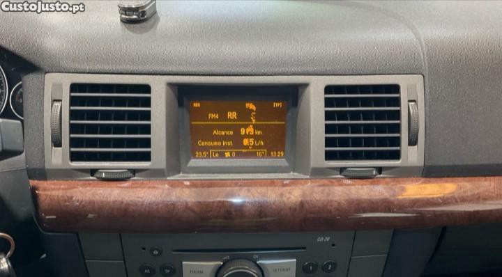Opel Vectra Caravan 1.9 CDTI, 150Cv Elegance — fotografia 4