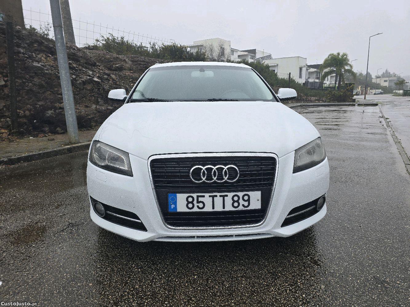 Audi A3 1.6 tdi full extras — fotografia 10