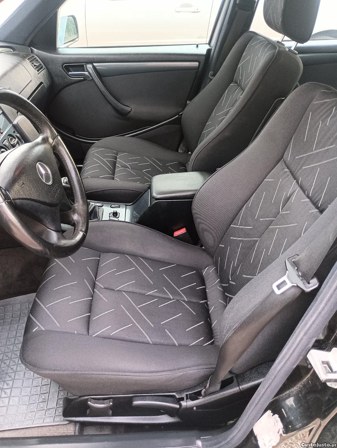 Mercedes-Benz C 220 CDI SPORT NACIONAL — fotografia 5