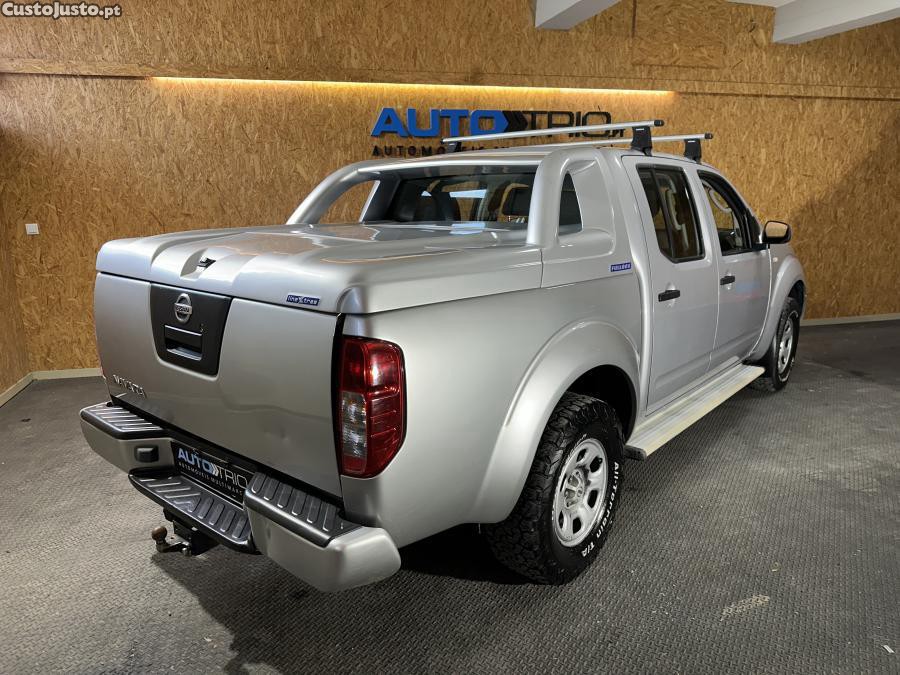 Nissan Navara 2.5 dCi CD LE 4WD — fotografia 18