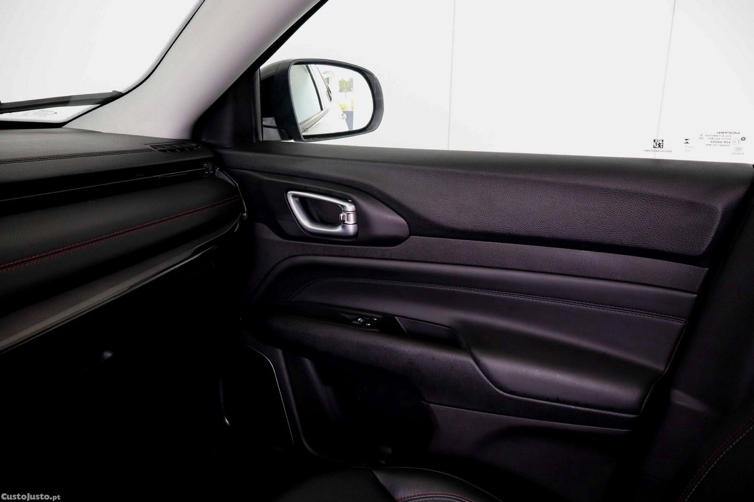 Jeep Compass 1.3 TG Trailhawk — fotografia 3