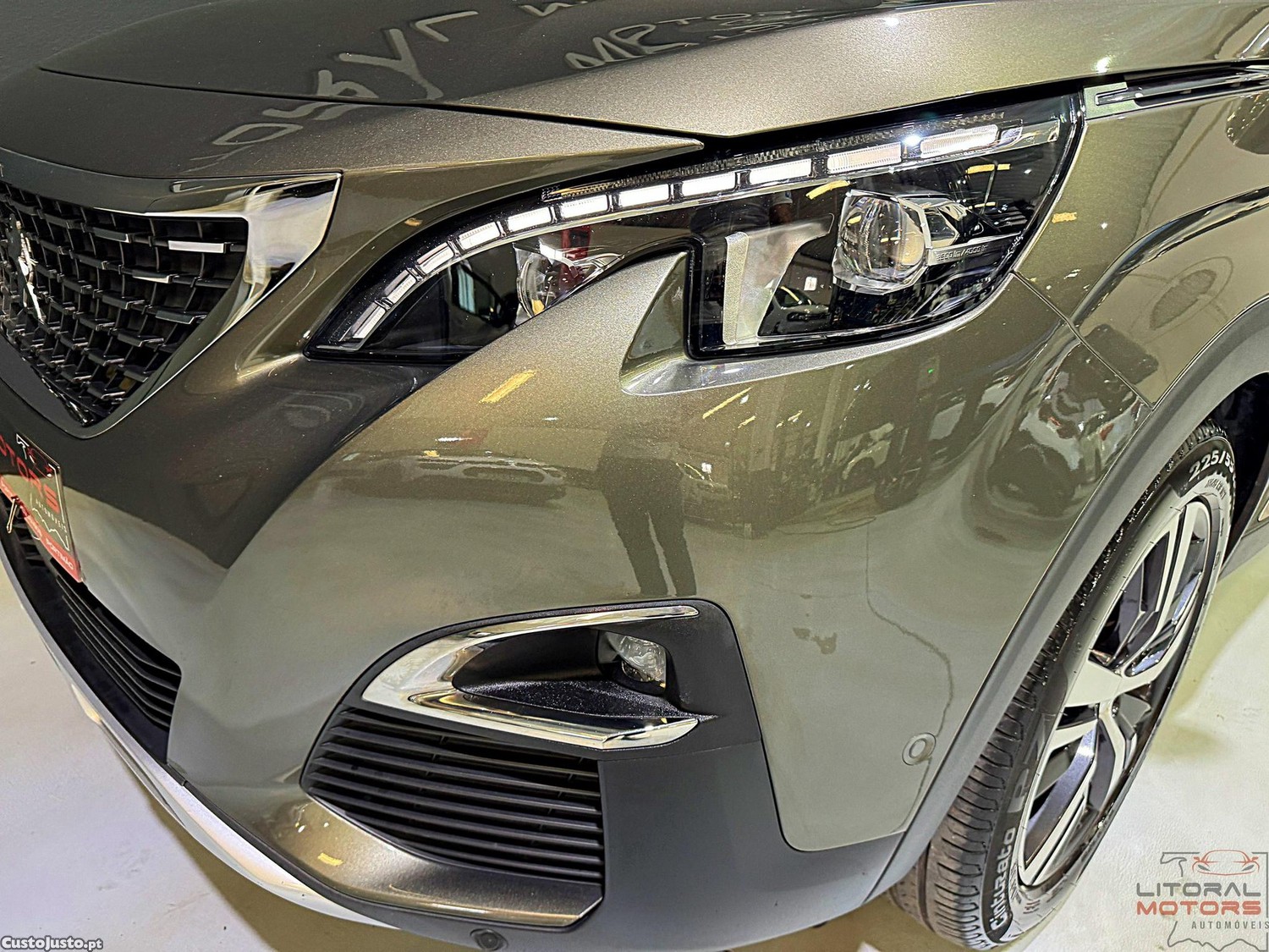 Peugeot 3008 1.2 PureTech Allure Pack EAT8 — fotografia 21