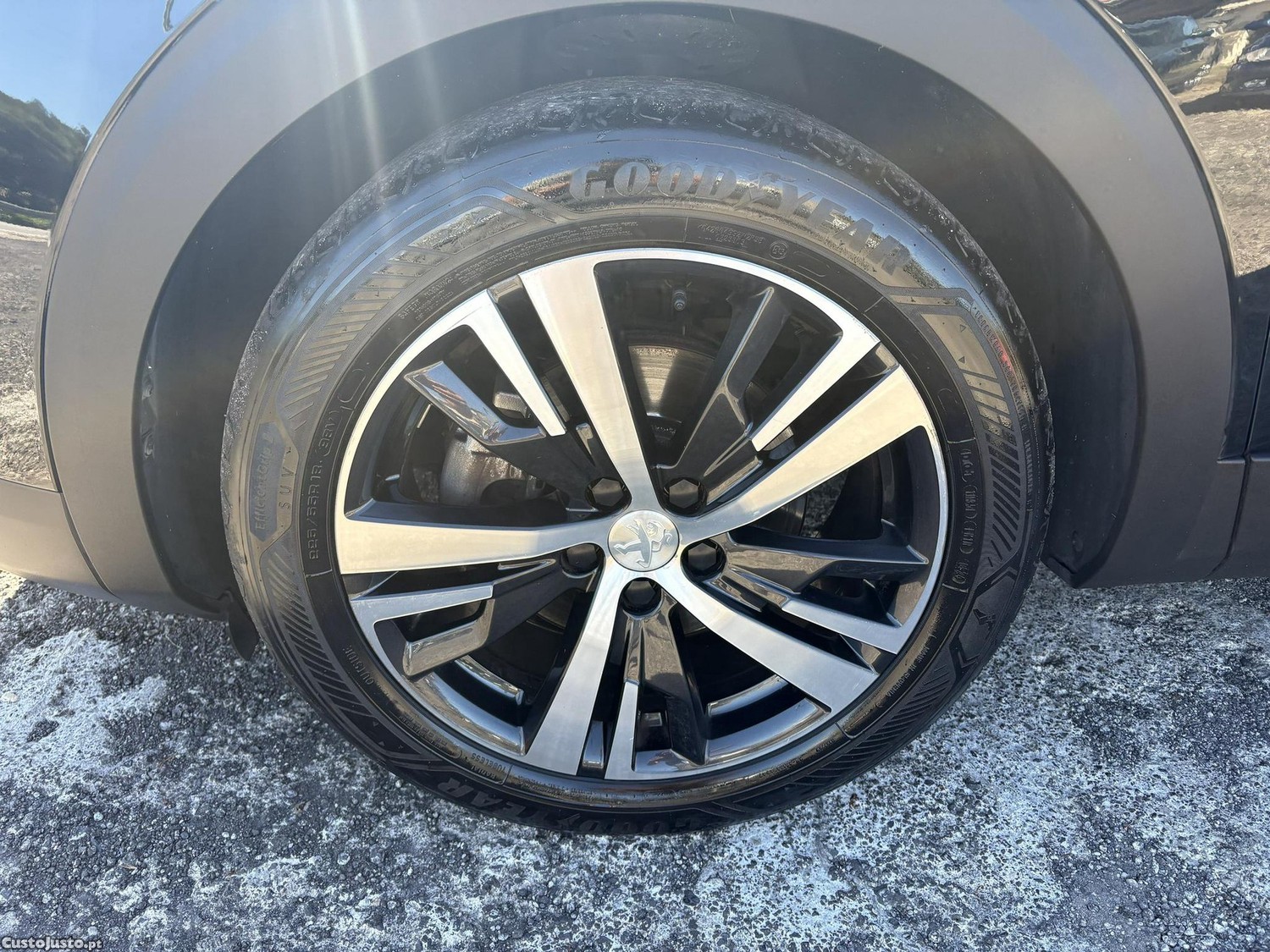 Peugeot 3008 1.2 PureTech Allure EAT8 — fotografia 17