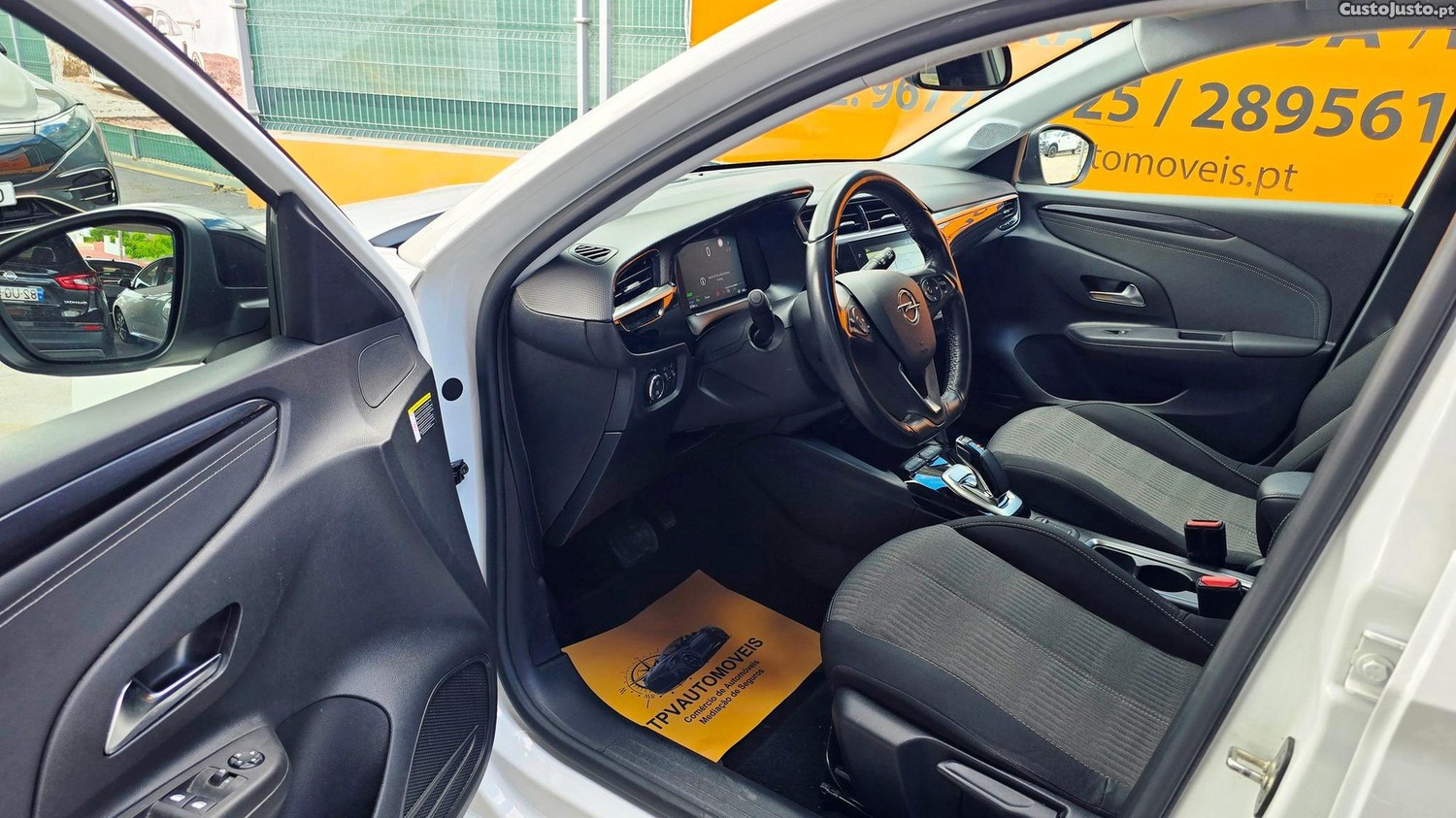 Opel Corsa e e-Elegance — fotografia 17
