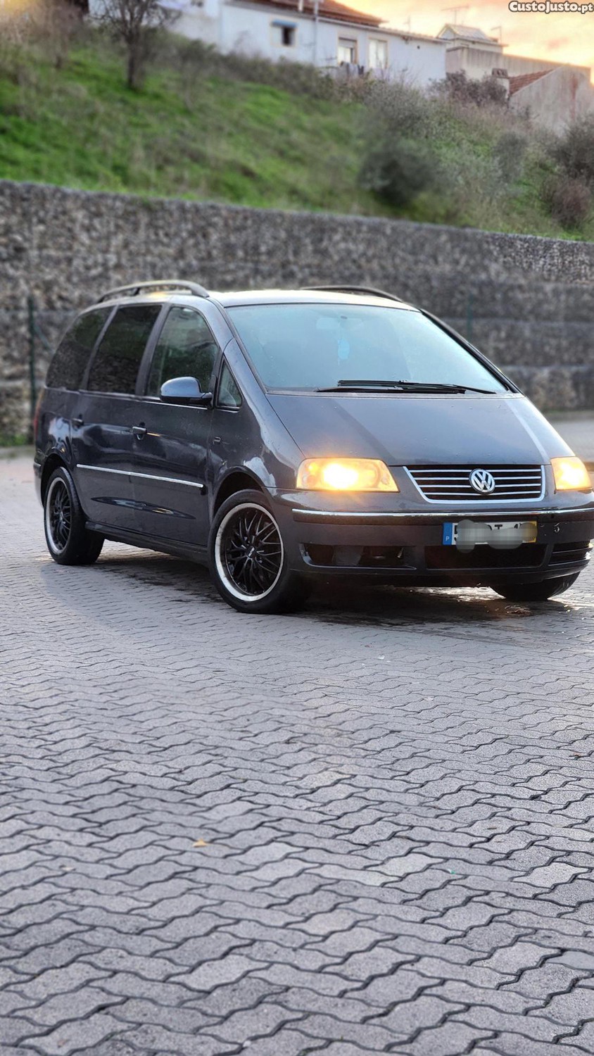 Volkswagen Sharan 1.9tdi 130cv 250kms Tredline limited 04 — fotografia 4