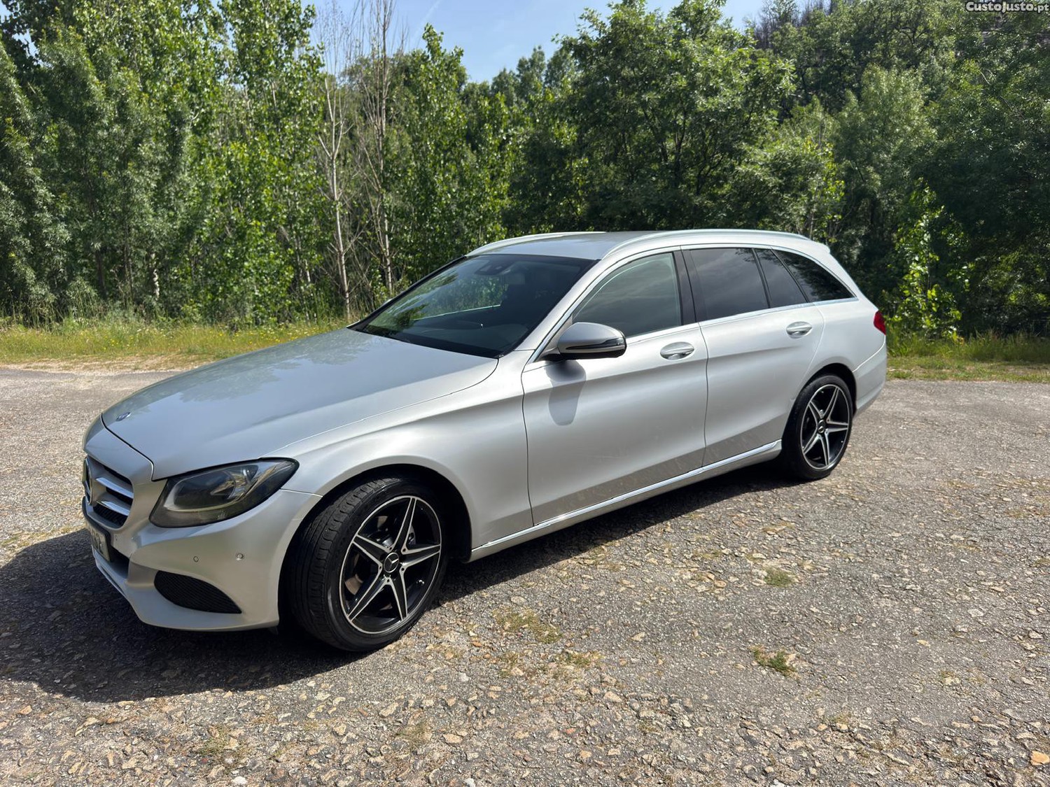 Mercedes-Benz C 220 170cv Manual — fotografia 9