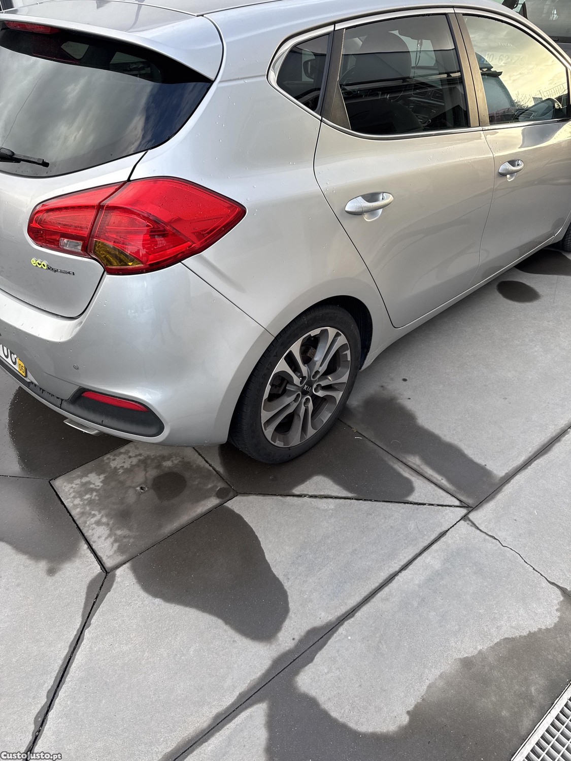 Kia Ceed 1.4crdi eco — fotografia 7