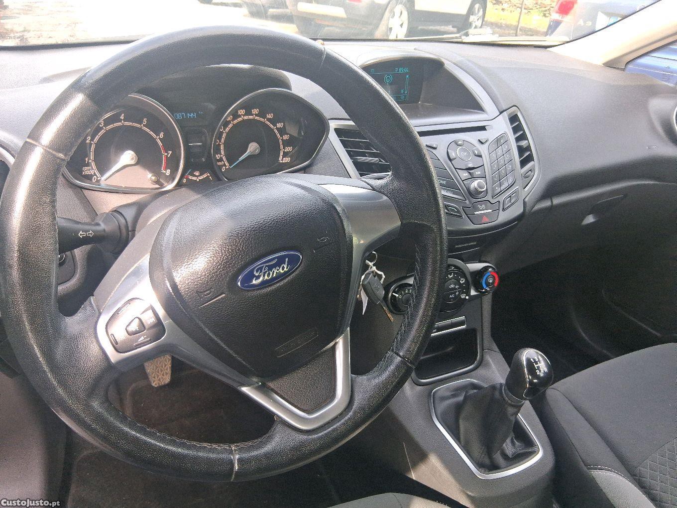 Ford Fiesta eco boost — fotografia 3