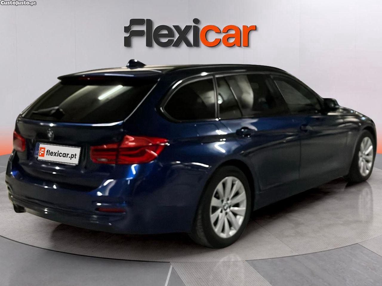 BMW 318 d Line Sport Auto Touring — fotografia 22