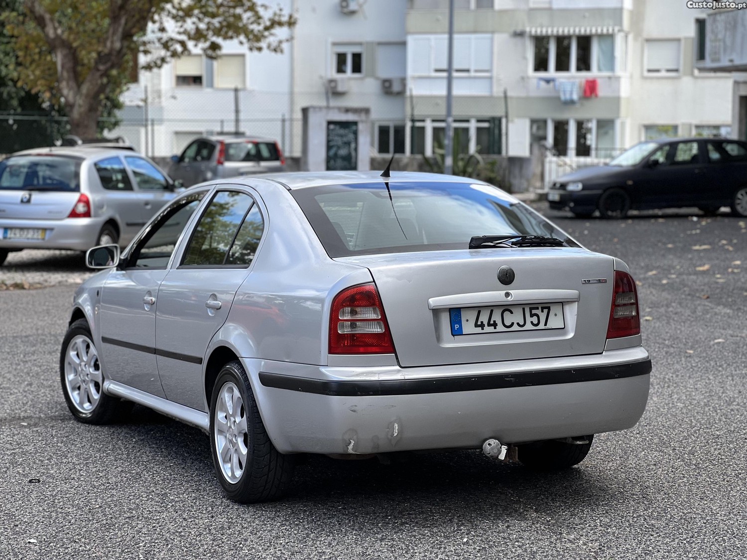 Skoda Octavia 1.9TDI 130cv — fotografia 8
