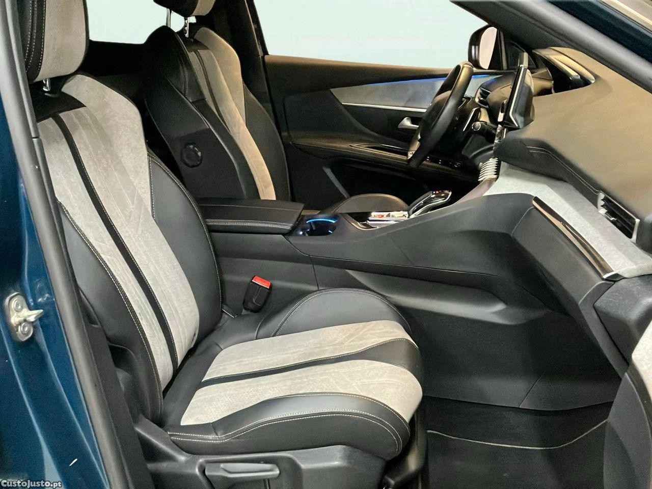 Peugeot 3008 225 e-EAT8 GT — fotografia 8