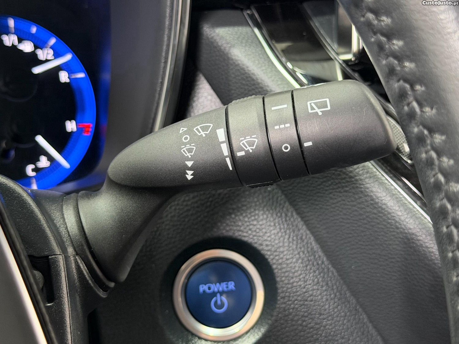Toyota Corolla 1.8 HYBRID COMFORT AUTO 122 CV - NACIONAL - — fotografia 17