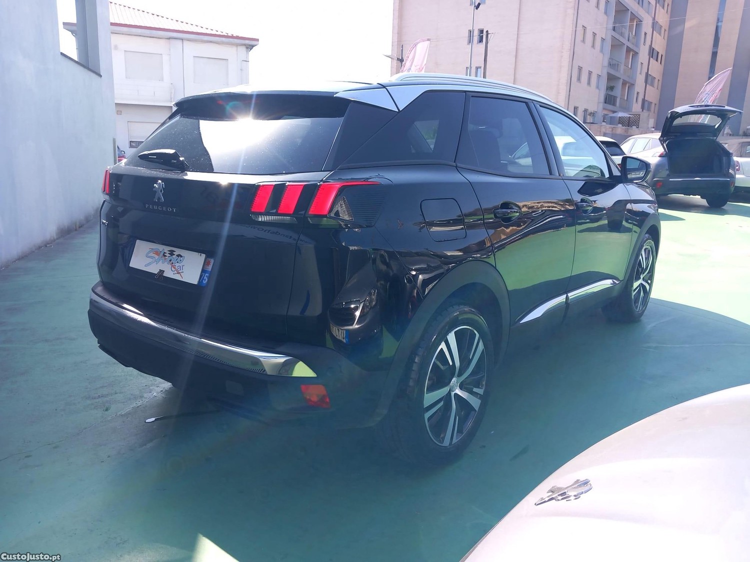 Peugeot 3008 1.6 BlueHDi Allure EAT6 — fotografia 23