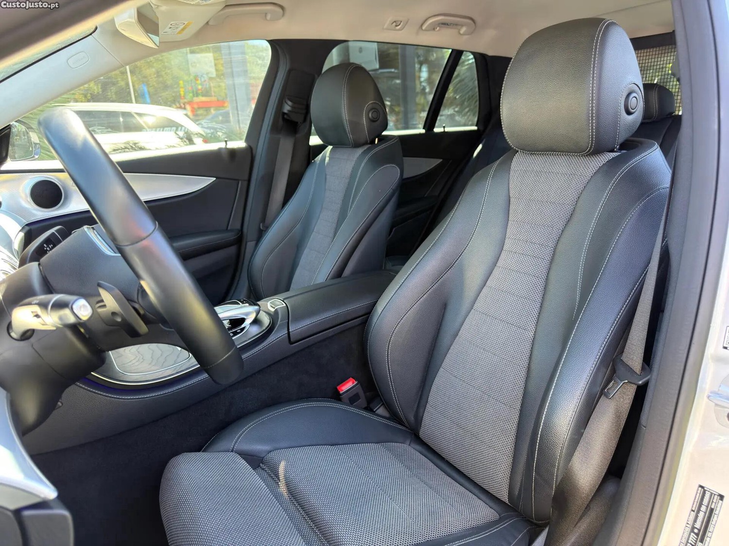 Mercedes-Benz E 220 d Avantgarde — fotografia 17