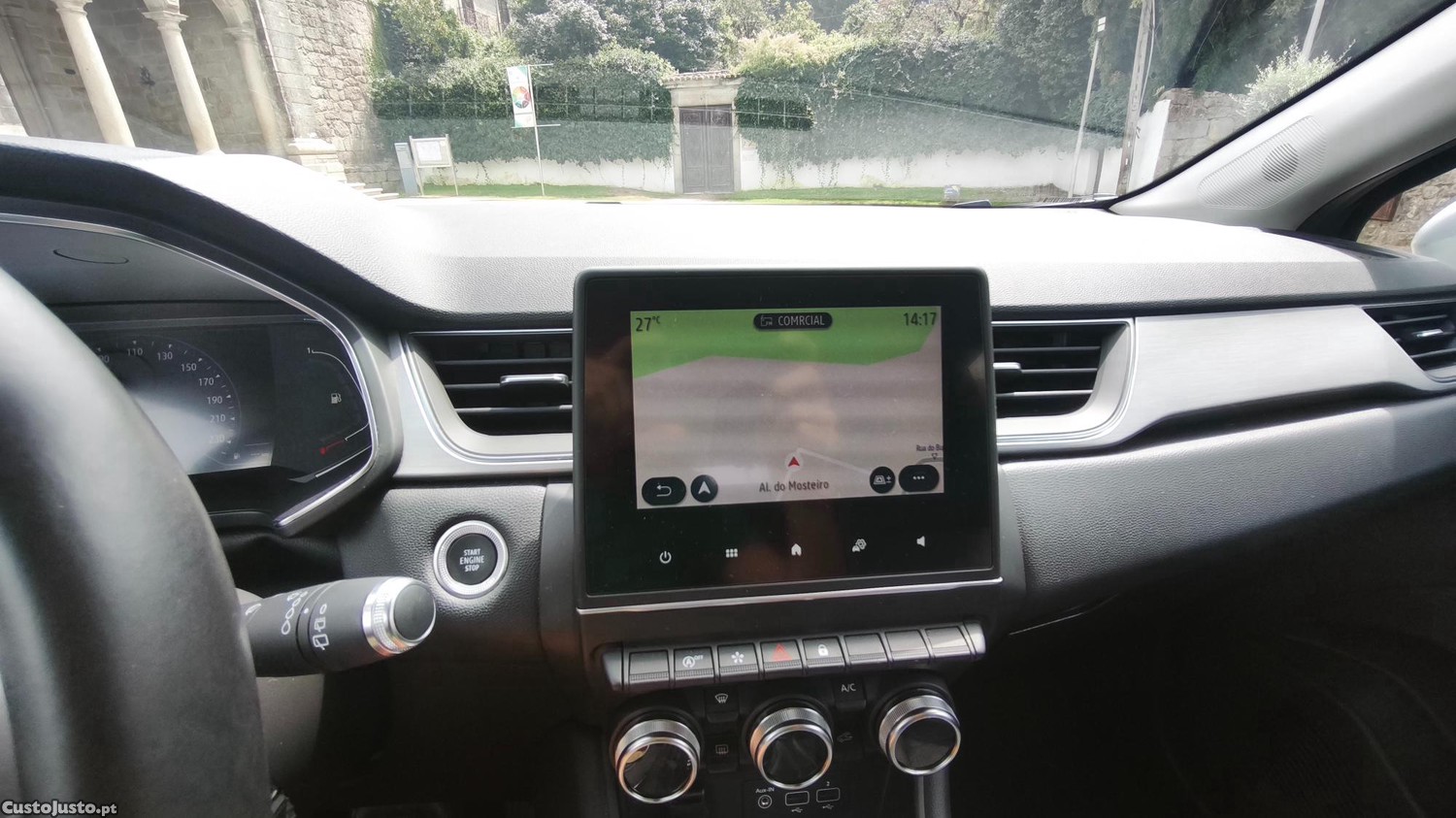 Renault Captur CAPTUR 1.3 TCE EXCLUSIVE EDC — fotografia 5