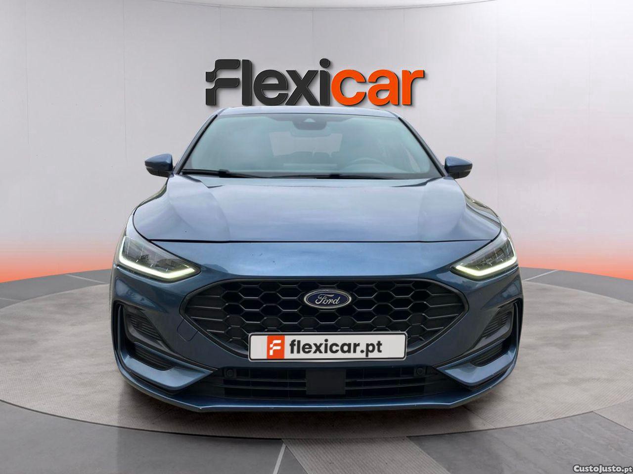 Ford Focus 1.0 EcoBoost MHEV ST-Line — fotografia 18