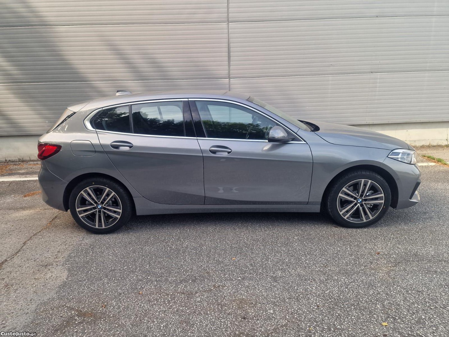 BMW 116 Corporate Edition Auto — fotografia 7