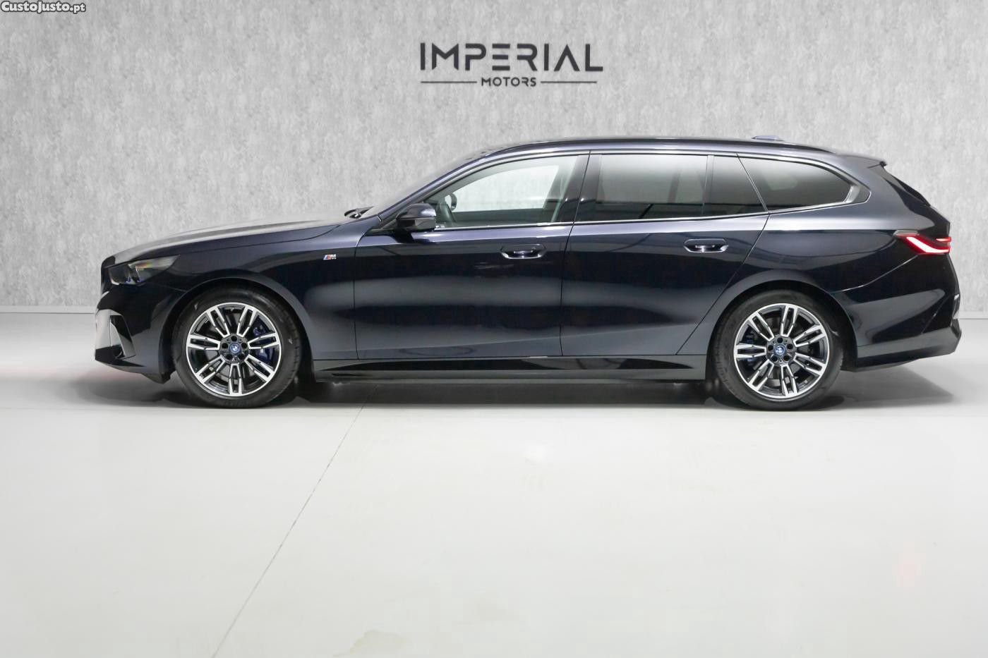 BMW  eDrive40 Pack Despor - 24 foto 2