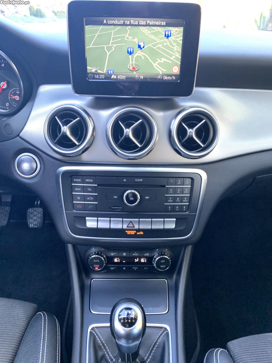Mercedes-Benz GLA 180 D Urban Nacional 72 Mil kms — fotografia 8