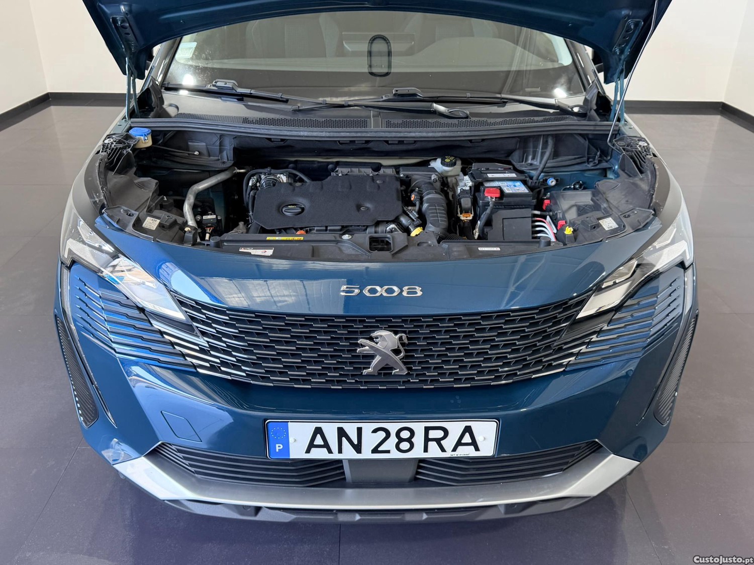 Peugeot 5008 1.5 BLUEHDI ACTIVE PACK EAT8 130 CV - NACIONAL - 7 LUGARES — fotografia 3