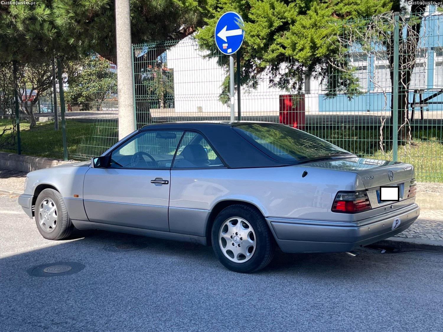 Mercedes-Benz E 220 Cabriolet, A124/W124,150 cv, 1997,c/ hardtop e windshield — fotografia 5