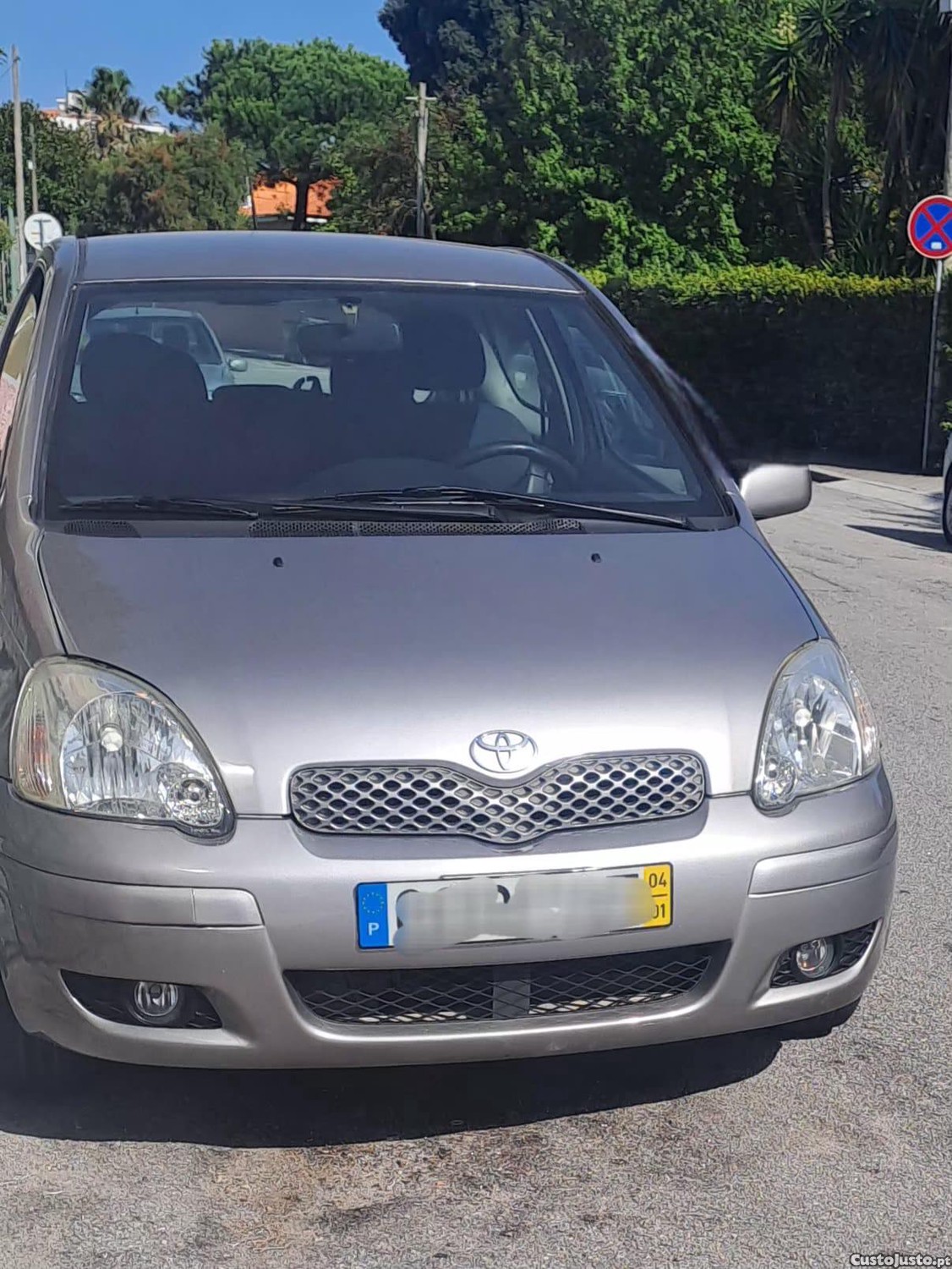 Toyota Yaris Citadino — photo 3