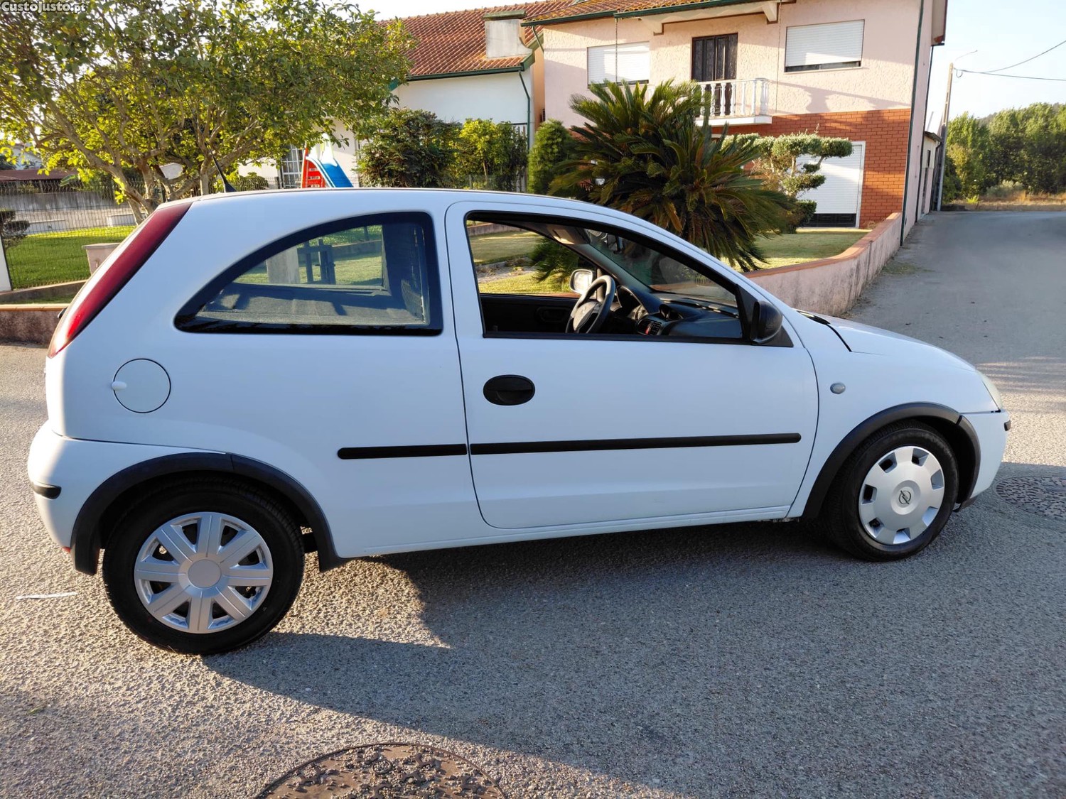 Opel Corsa 1.3 CDTI comercial — fotografia 8