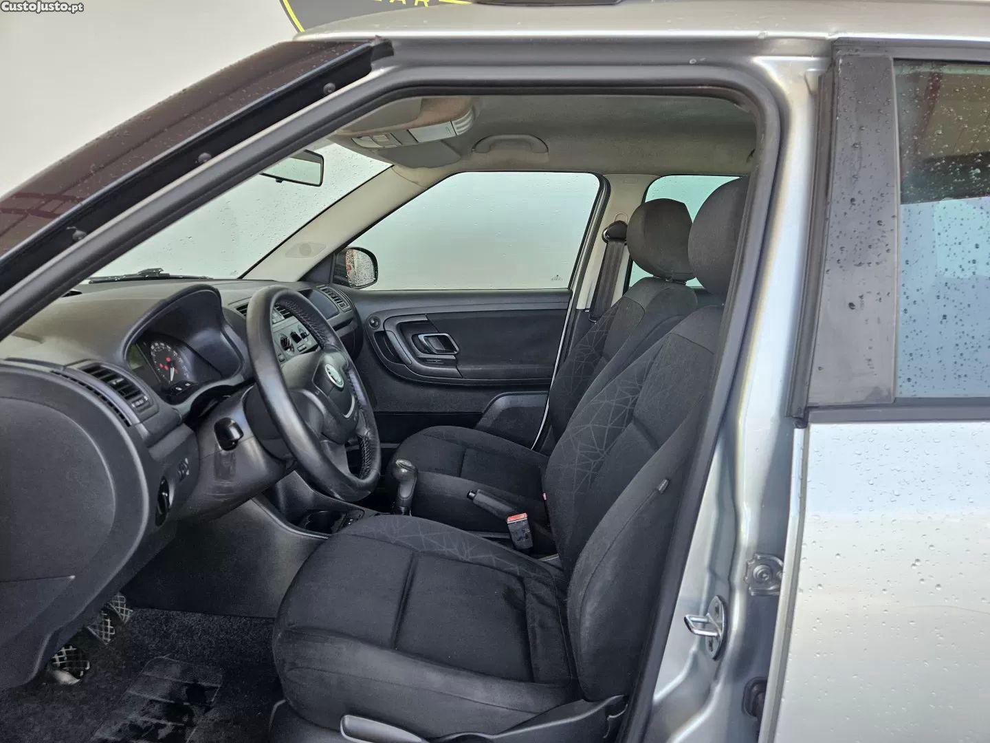 Skoda Fabia 1.2 tdi family — fotografia 4