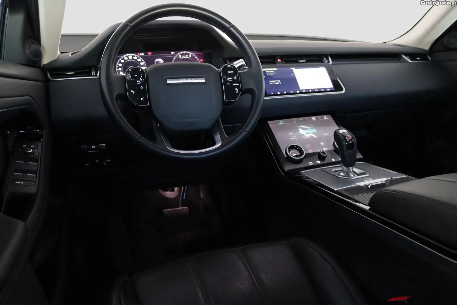 Land Rover Evoque 2.0 D150 S - 19 — photo 4