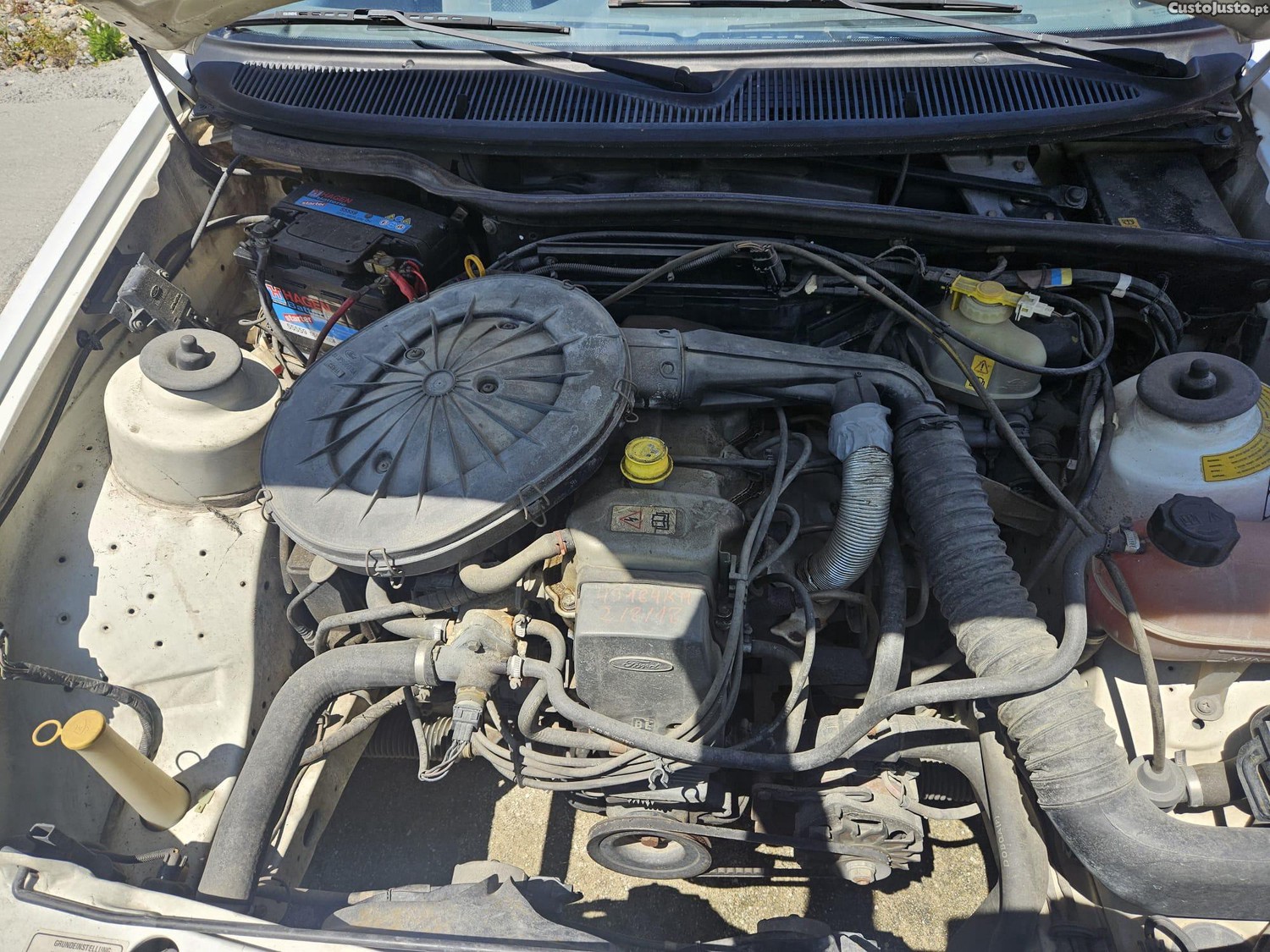 Ford Sierra 1.6 — fotografia 3