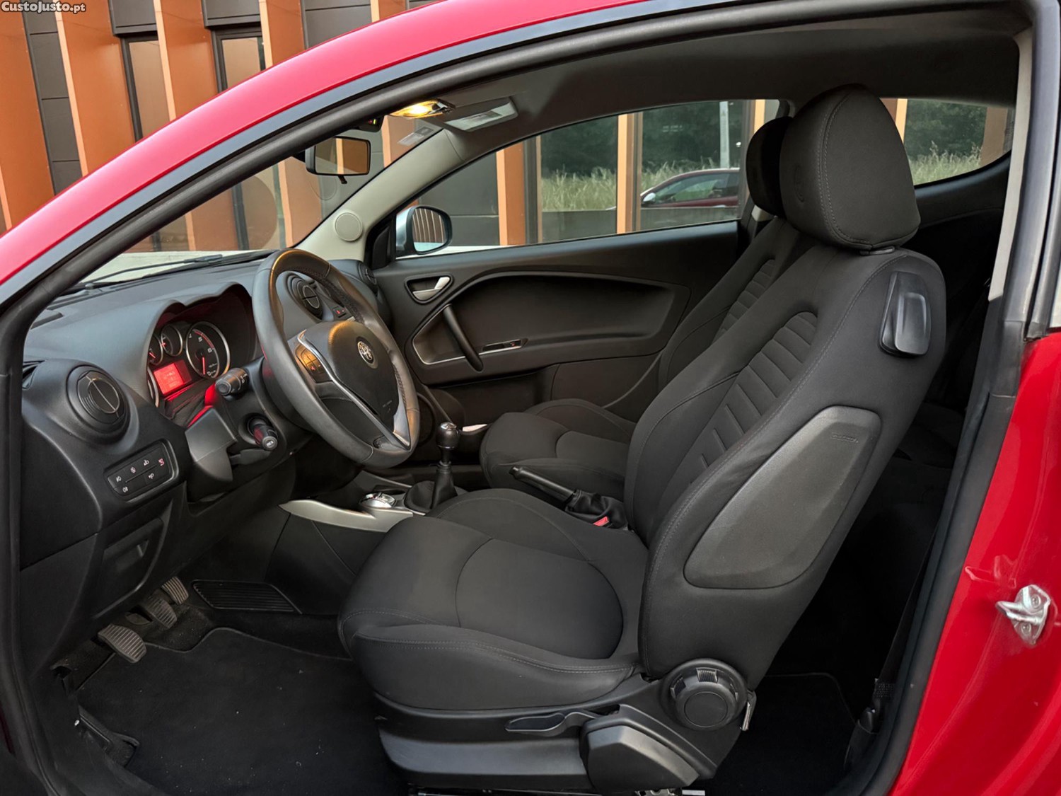 Alfa Romeo MiTo Distinctive Jtd M2 — fotografia 3