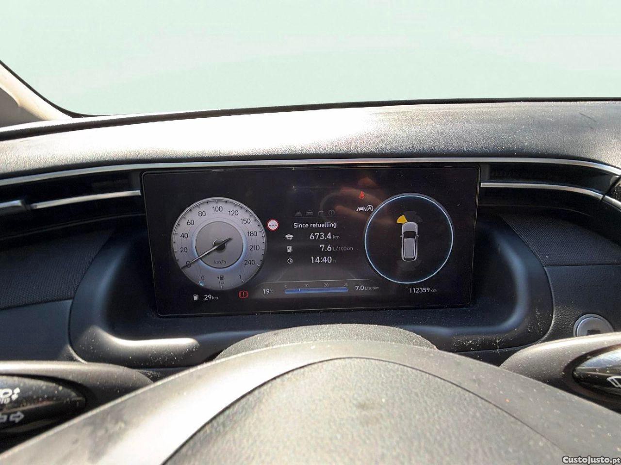 Hyundai Tucson 1.6 CRDi Vanguard — fotografia 9
