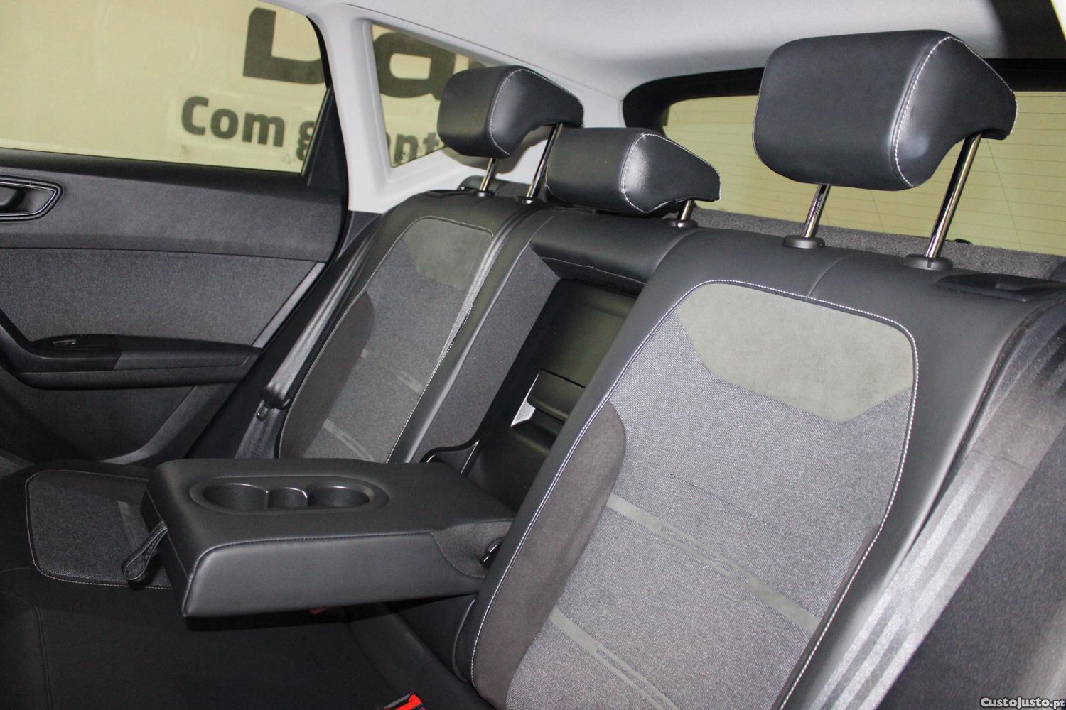 SEAT Ateca 1.5 TSI XPERIENCE DSG (AUTO) — fotografia 11