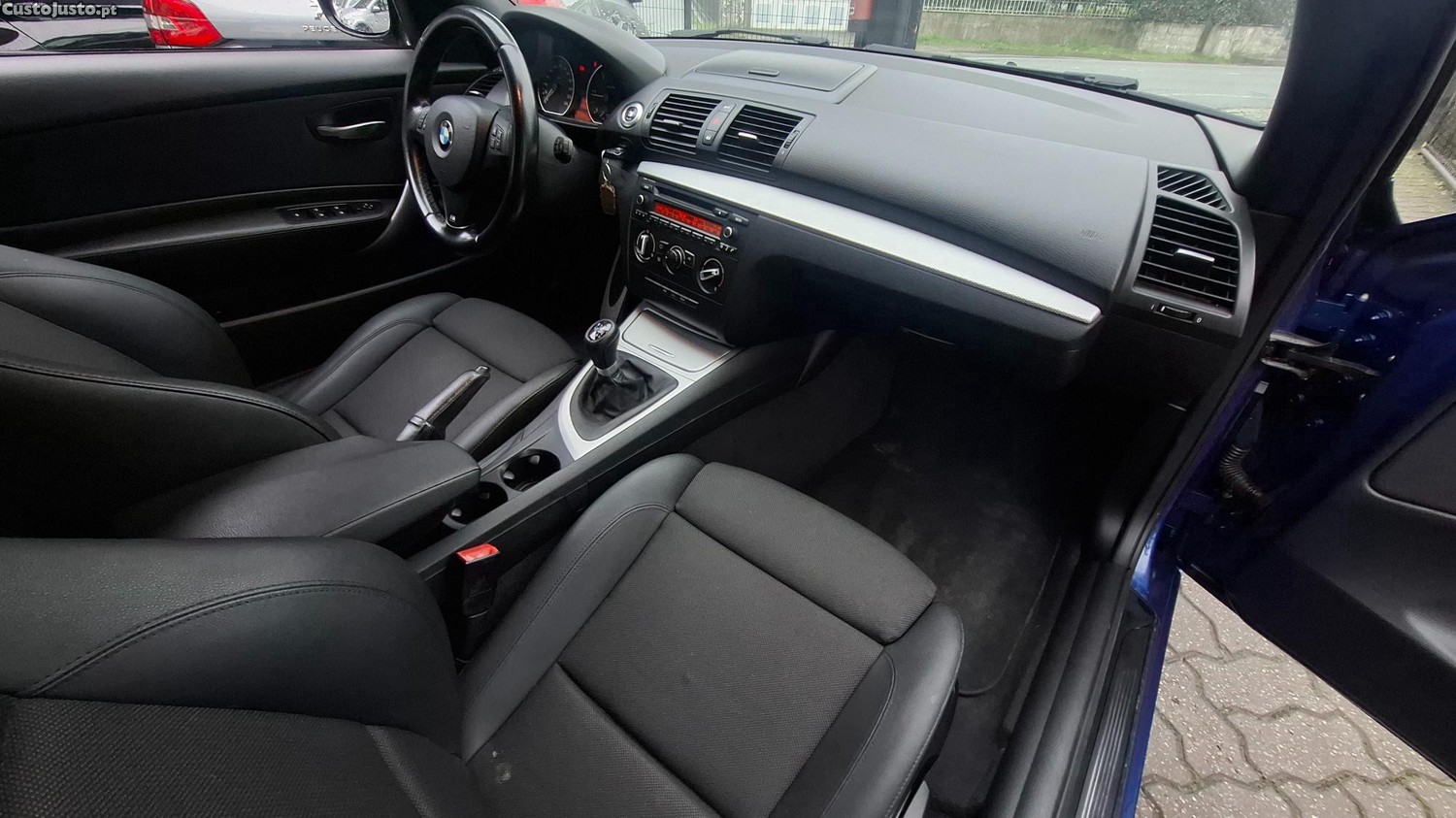 BMW 118 PACK M Cabriolet — fotografia 6