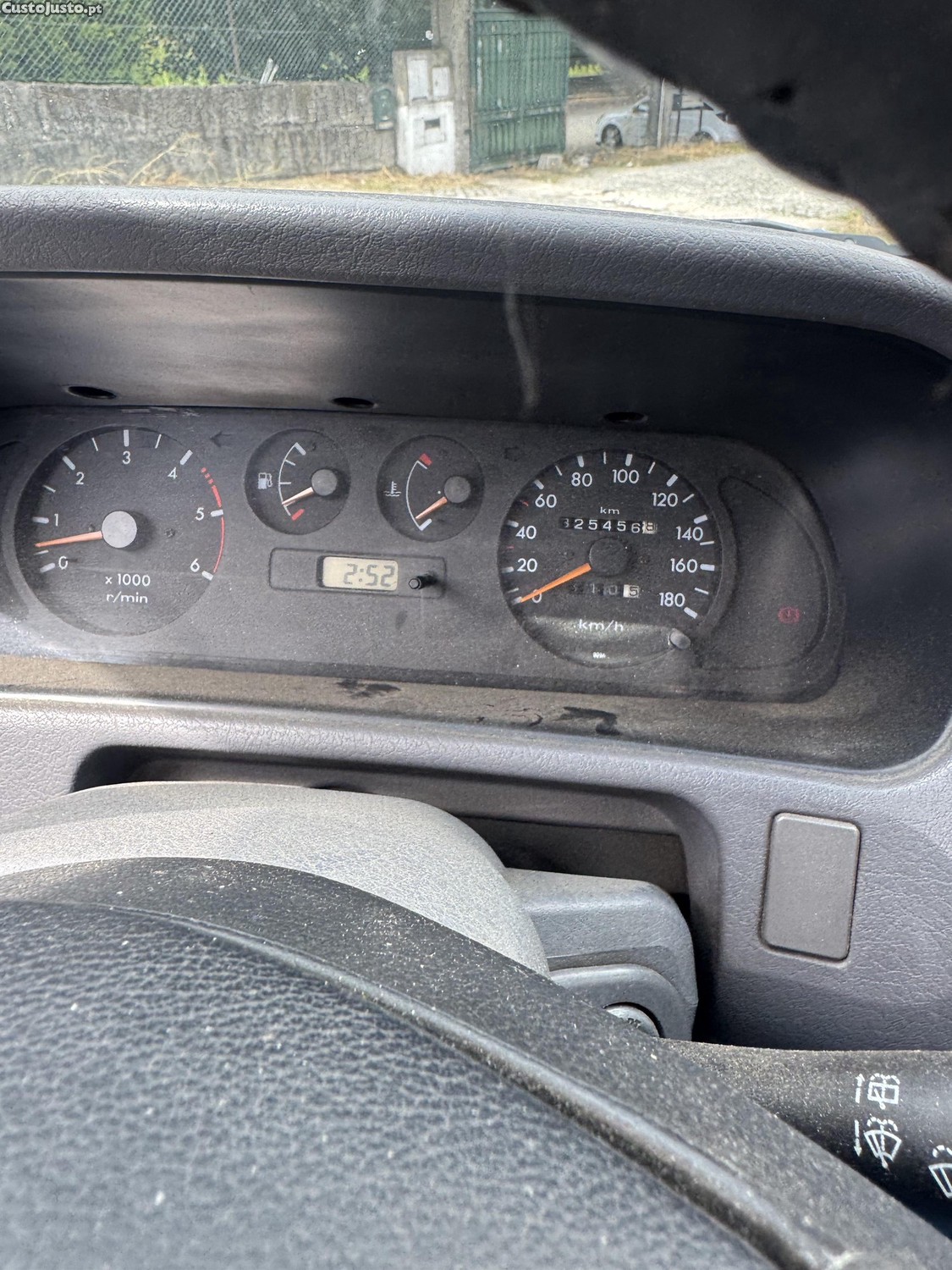 Nissan Terrano II — fotografia 4