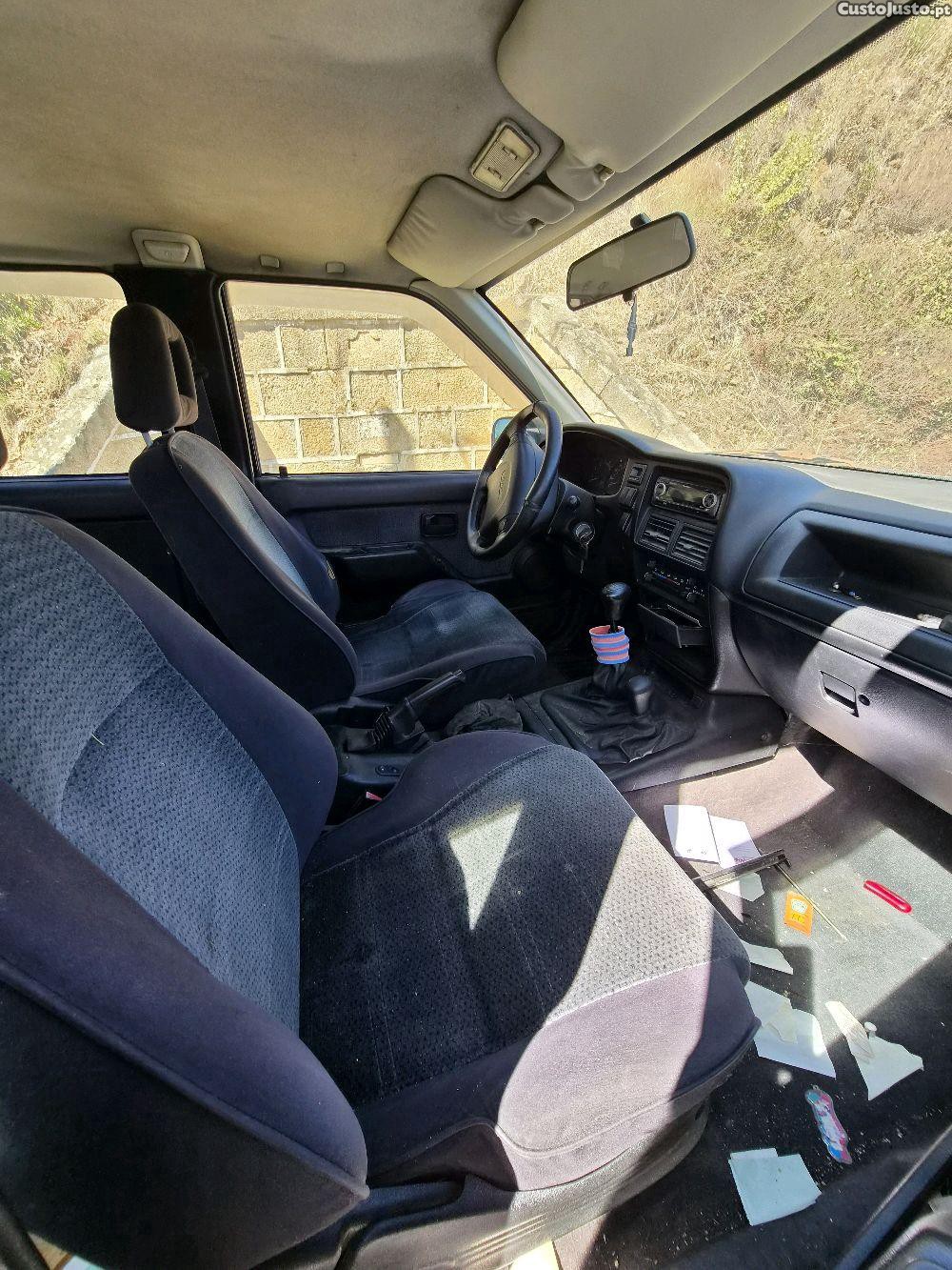 Opel Frontera 2.5 tds — fotografia 2