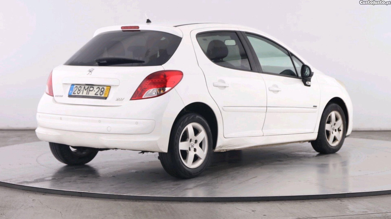 Peugeot 207 1.4 HDI Sportium 2012 Nacional — fotografia 6