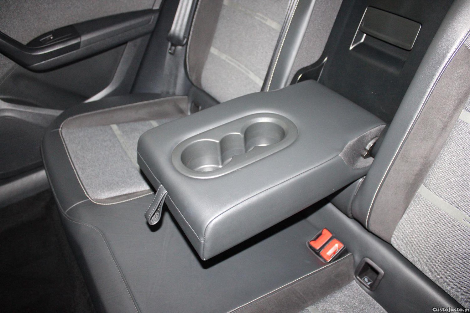 SEAT Ateca 1.5 TSI XPERIENCE DSG (AUTO) — fotografia 10