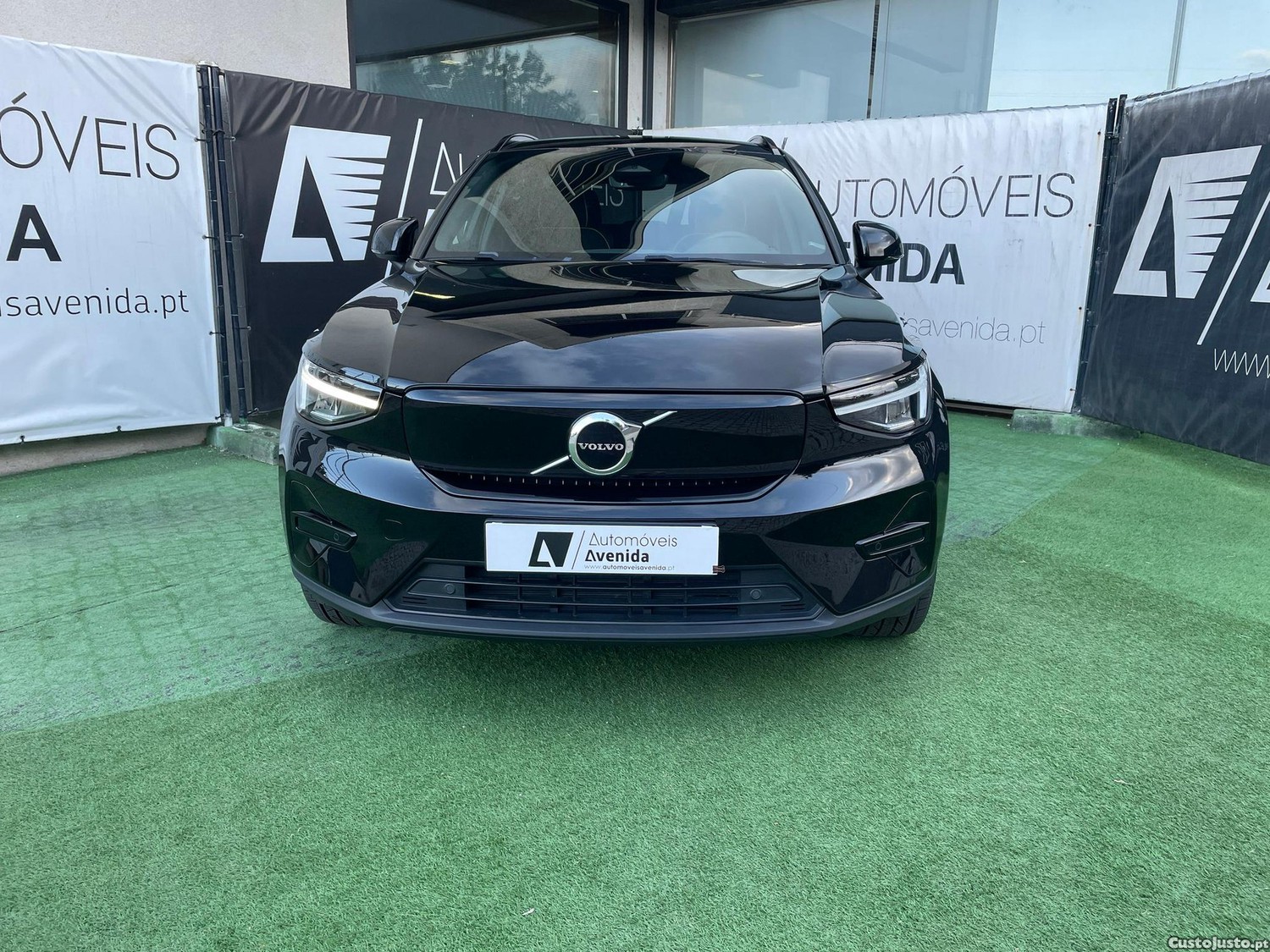 Volvo XC 40 Recharge Plus — fotografia 18