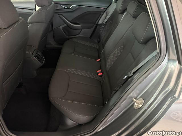 Skoda Kamiq 1.0 TSI DSG — fotografia 7