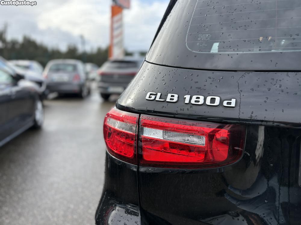 Mercedes-Benz GLB 180 d Progressive - 21 — photo 4