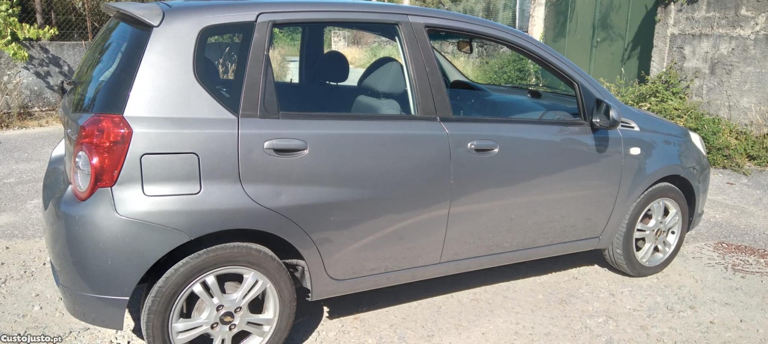 Chevrolet Aveo Aveo - 10 foto 2