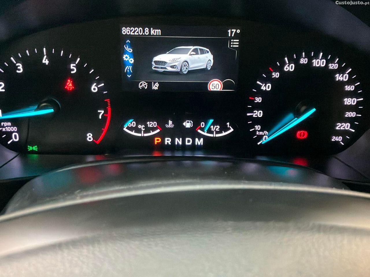 Ford Focus SW 1.0 EcoBoost ST-Line Aut. — fotografia 14