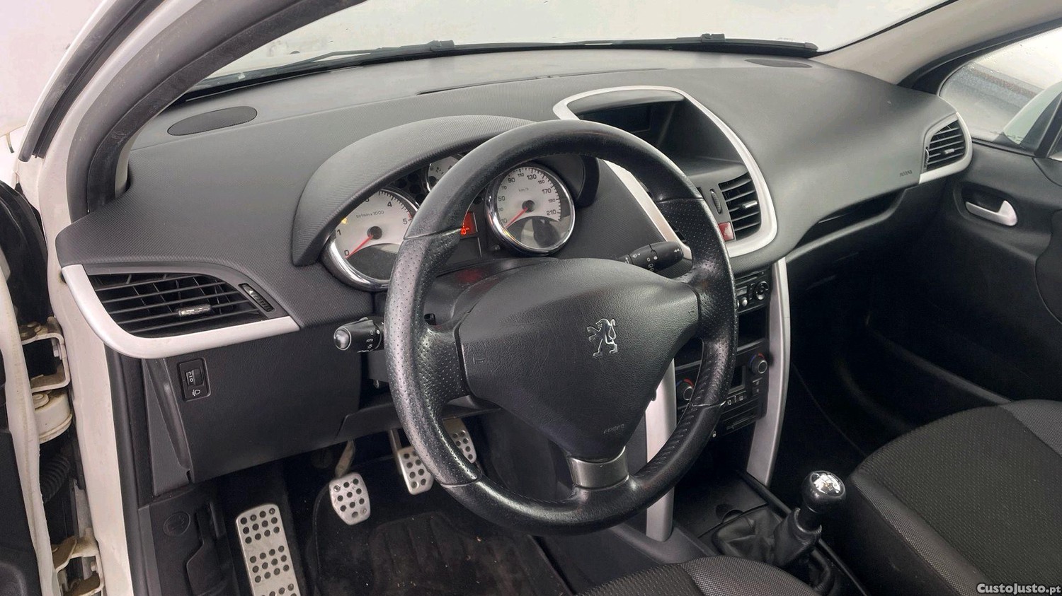 Peugeot 207 1.4 HDI Sportium 2012 Nacional — fotografia 5