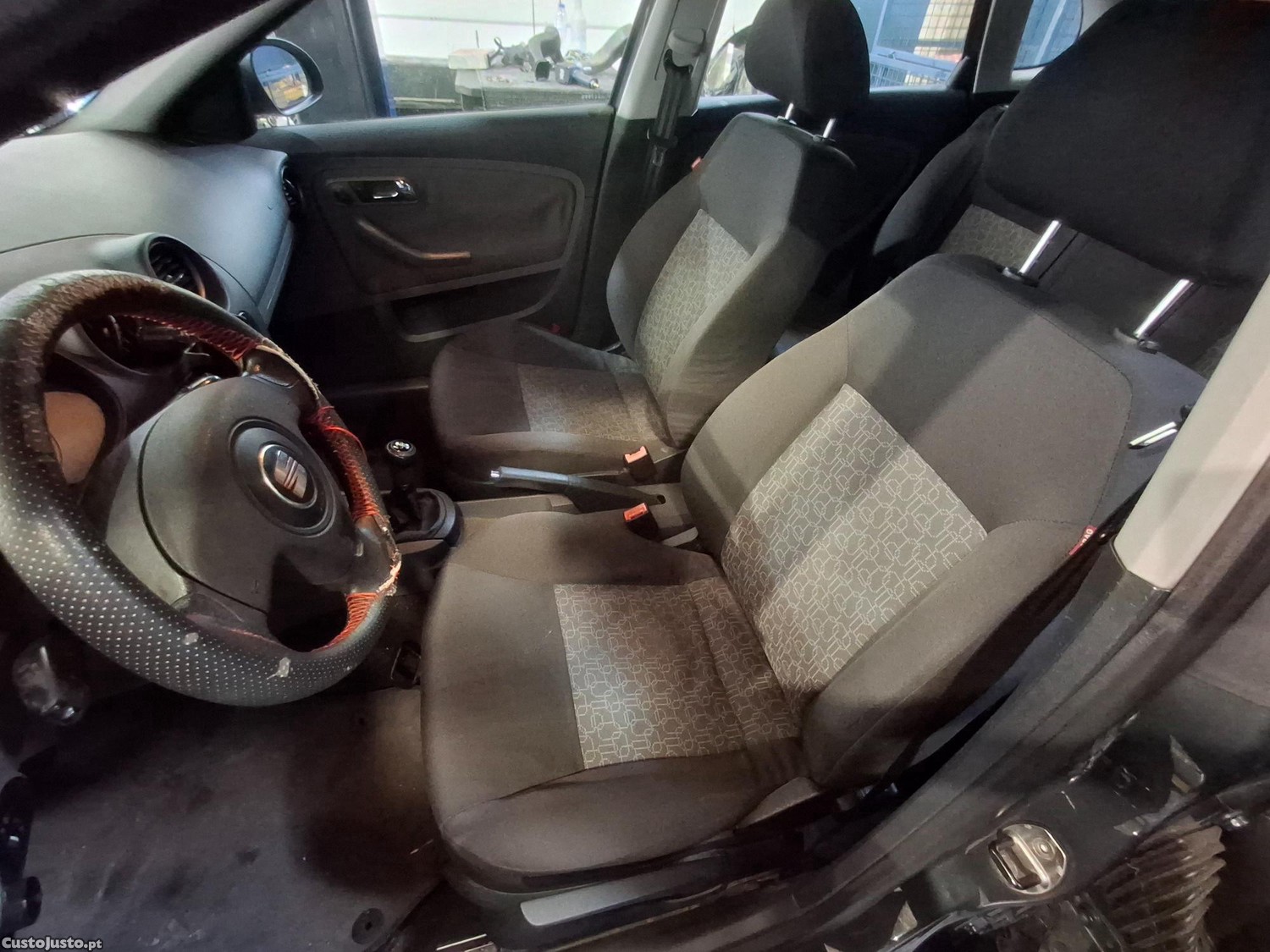 SEAT Ibiza 1900 Tdi — fotografia 4