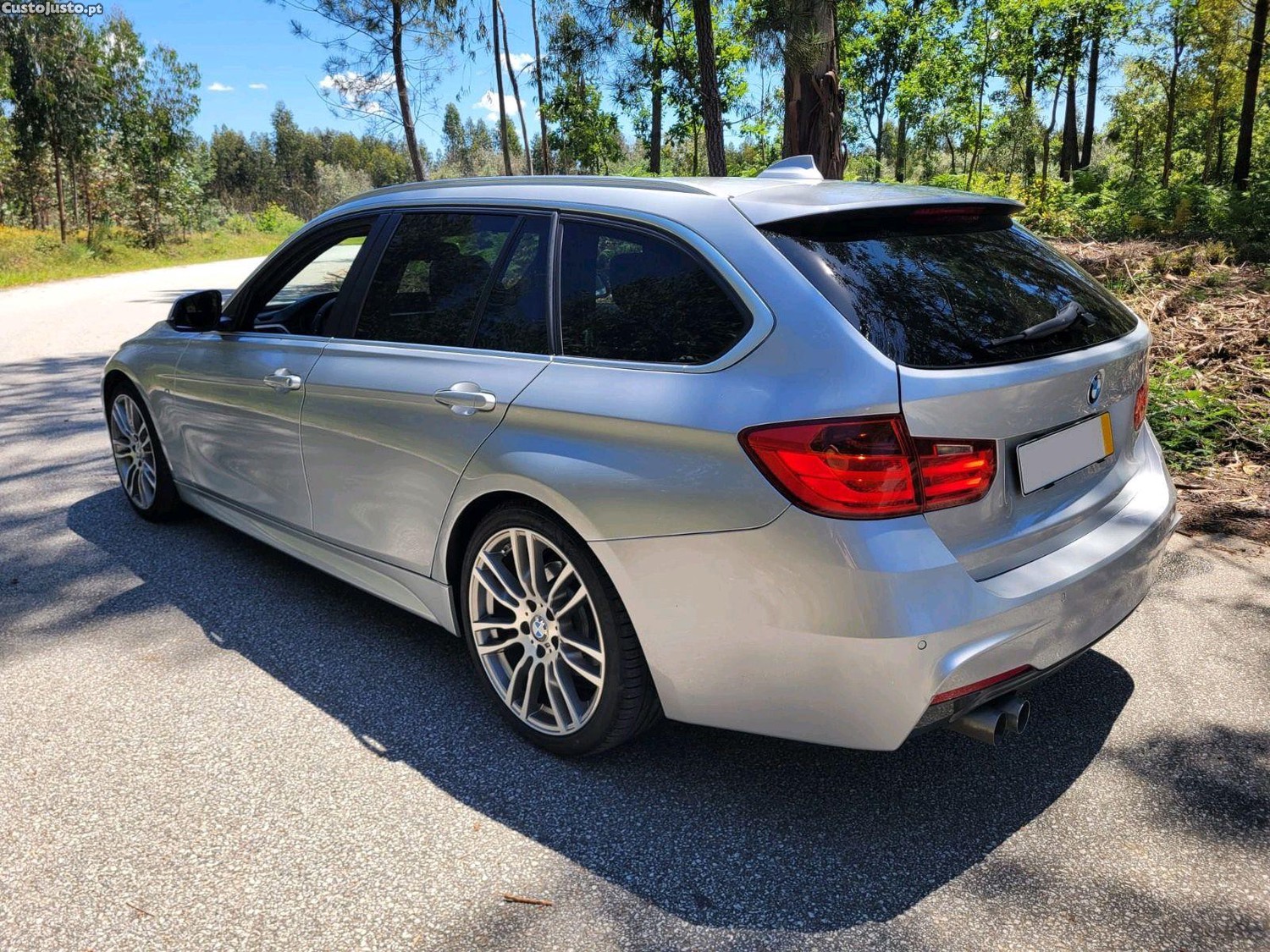 BMW 320 Pack M Tecto Panorâmico Alcântara — fotografia 11