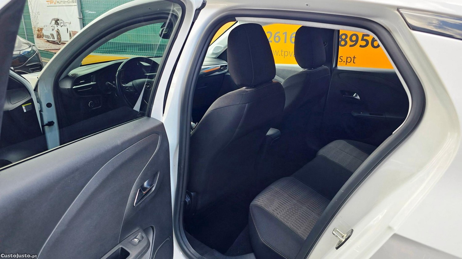 Opel Corsa e e-Elegance — fotografia 16