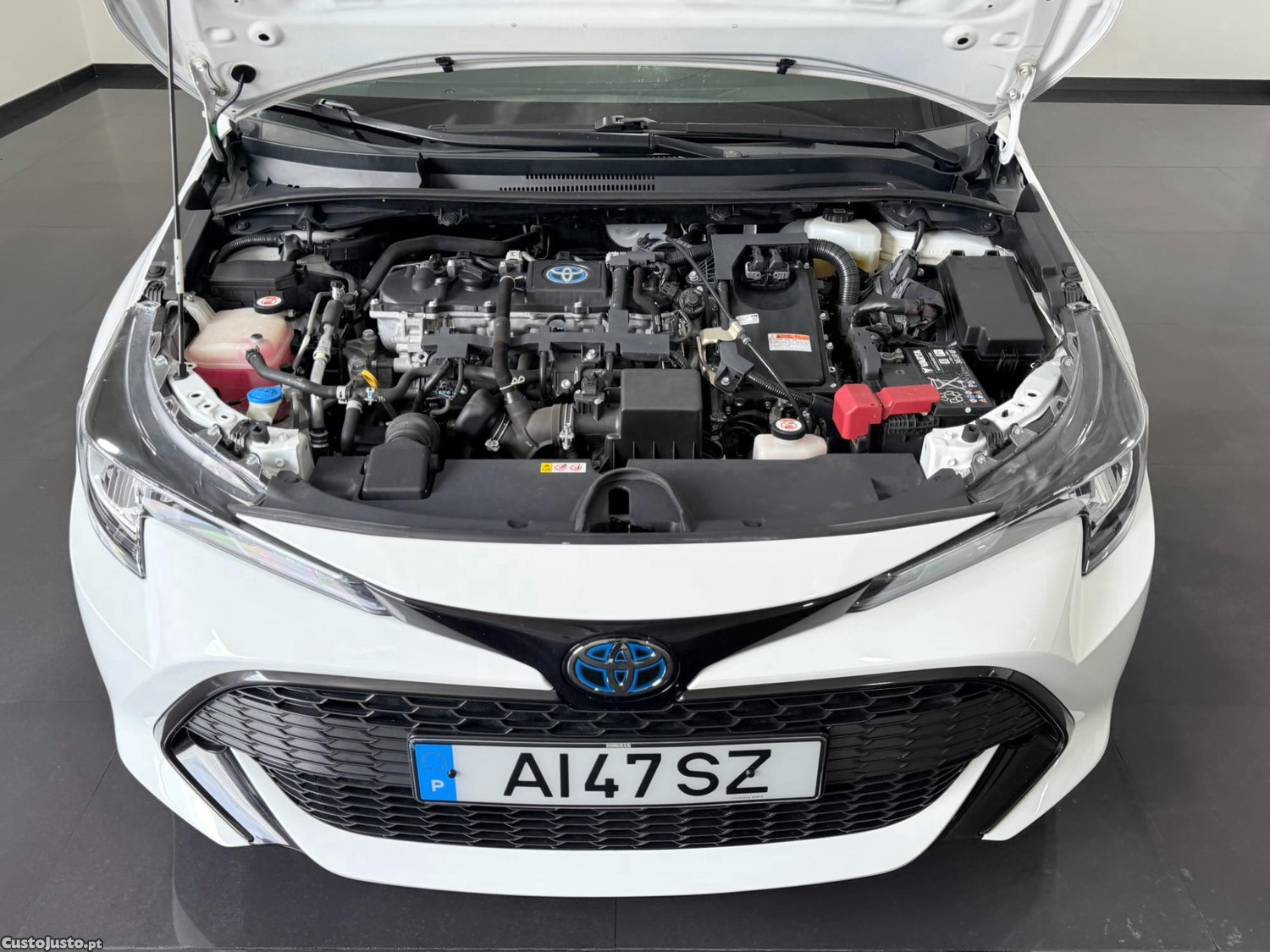 Toyota Corolla 1.8 HYBRID COMFORT AUTO 122 CV - NACIONAL - — fotografia 3