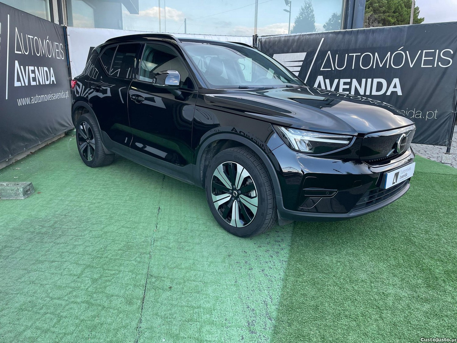 Volvo XC 40 Recharge Plus — fotografia 19